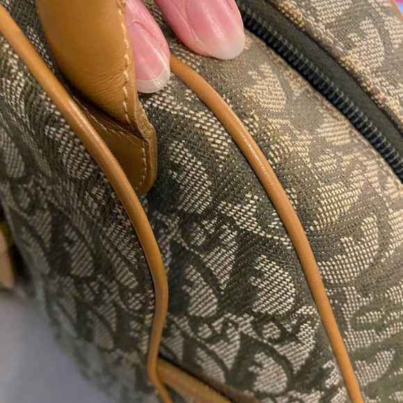 Authentic vintage Christian Dior monogram bag, Rihanna has the same style - Picture 16 of 16